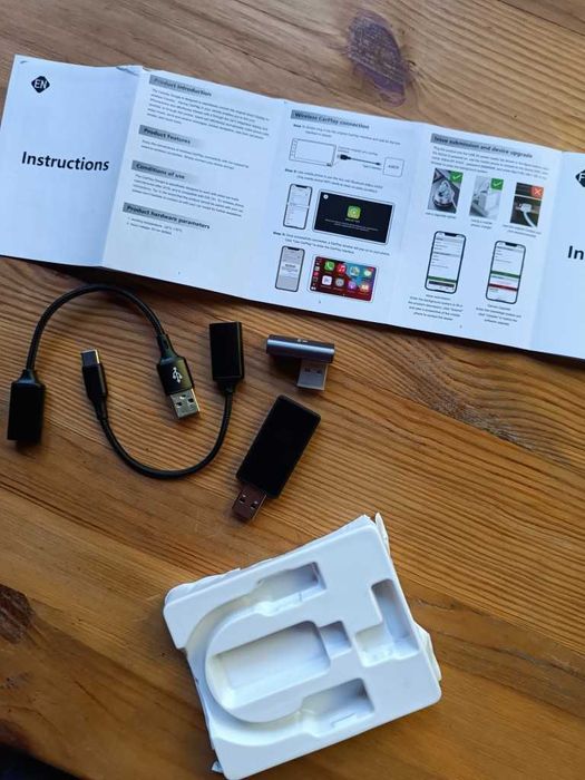 Адаптер CarPlay перетворює CarPlay з дротового на бездротовий, USB-C/A, міні версія