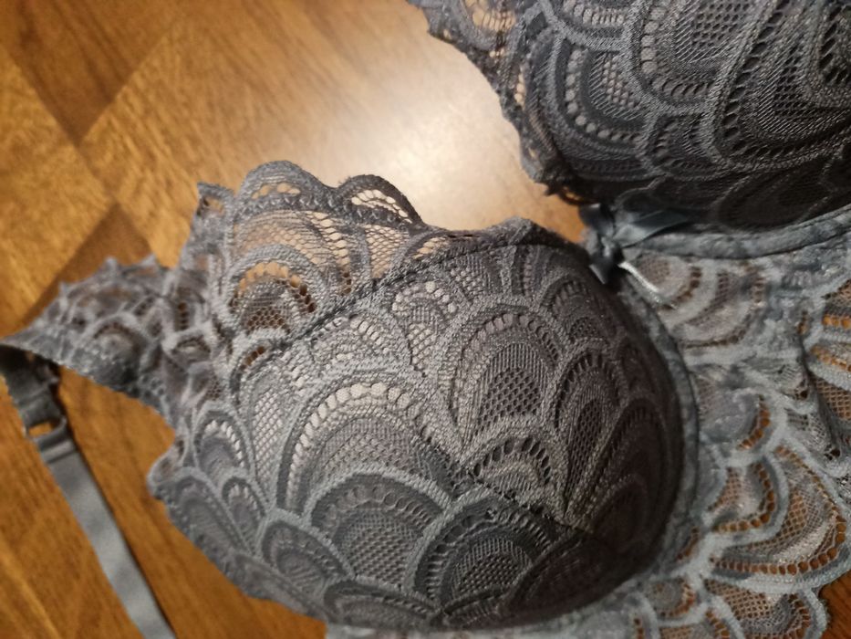 Nowy biustonosz 75 C szary bralet koronka