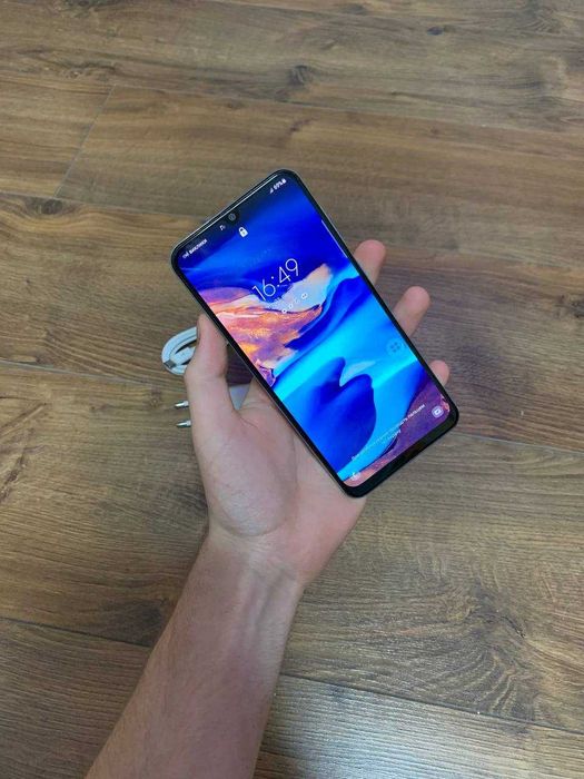 Samsung a50 128gb white