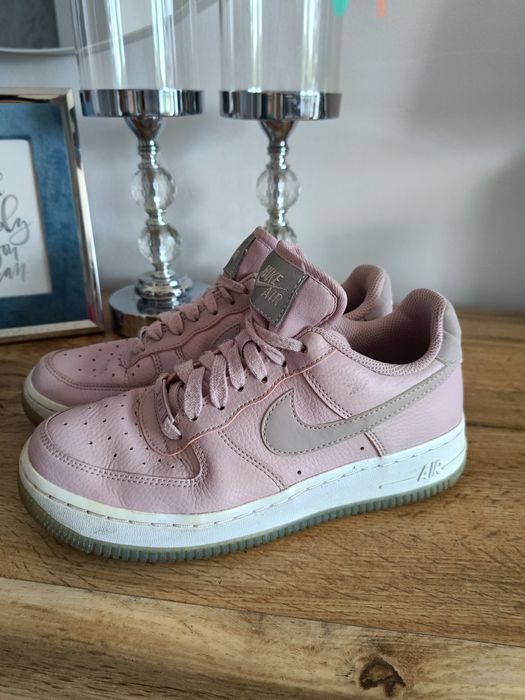 Buty Nike air force 1 pudrowy róż 36,5