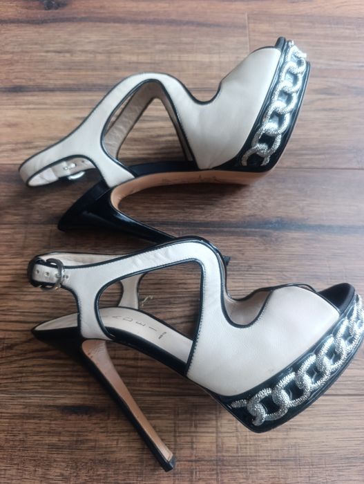 Босоніжки Casadei, шльопанці на платформі