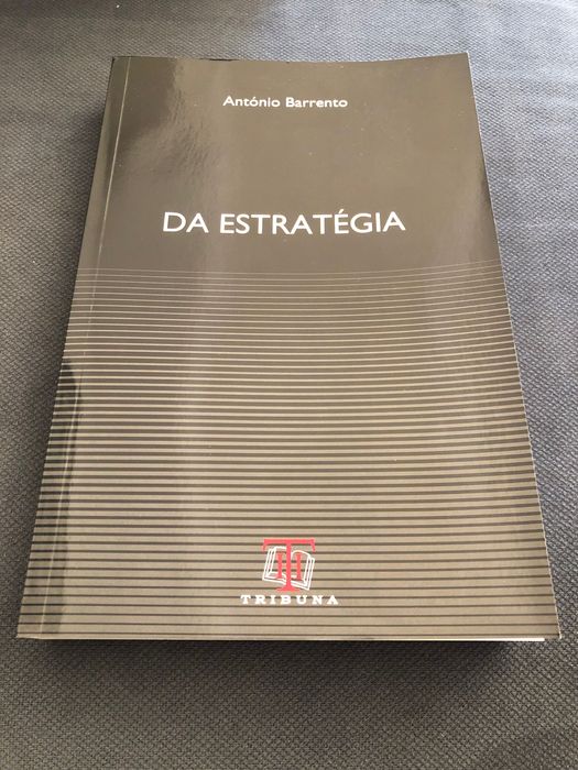 Da Estratégia / Incursões no Domínio da Estratégia