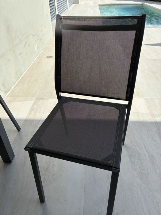 Mesa de esplanada com 4 cadeiras