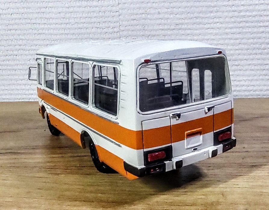 Автобус  ПАЗ 32051. Масштаб 1:43.