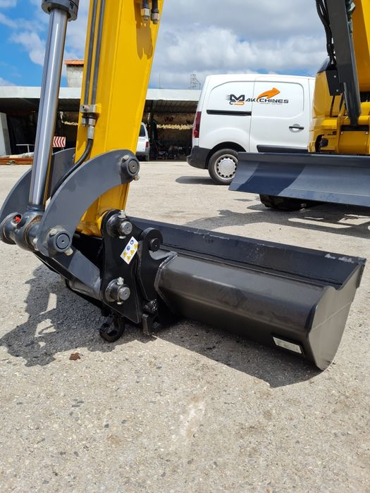 Mini Escavadora
XCMG XE35E