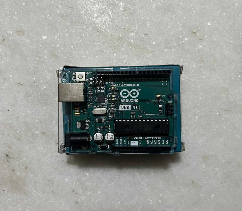 Arduino Uno R3 Board — Novo e Completo (com cabo USB)