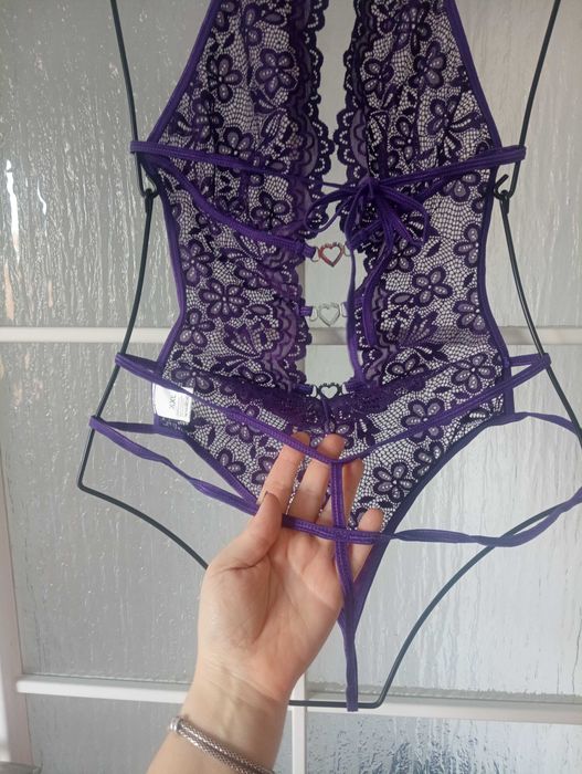 Seksi body z koronki,XL