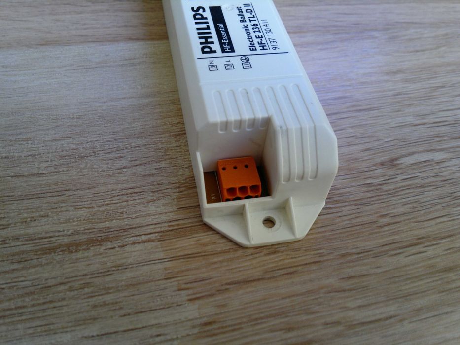 Statecznik do świetlówek philips HF-E 236 TL-D II