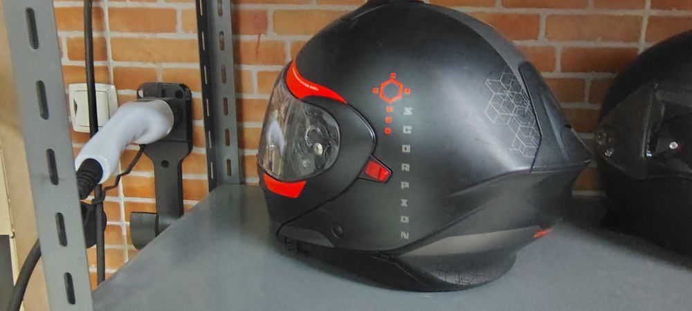 capacete scorpion exo 930