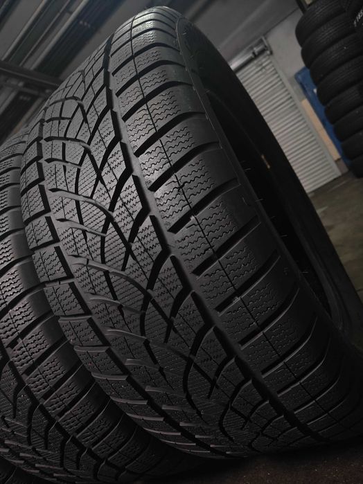 R18 255 55 шини зимові 22р Goodyear Ultra Grip Performance+