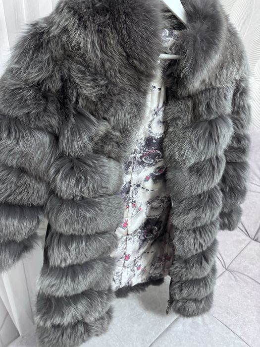 Шуба натуральна з песця, вживана, розмір XL