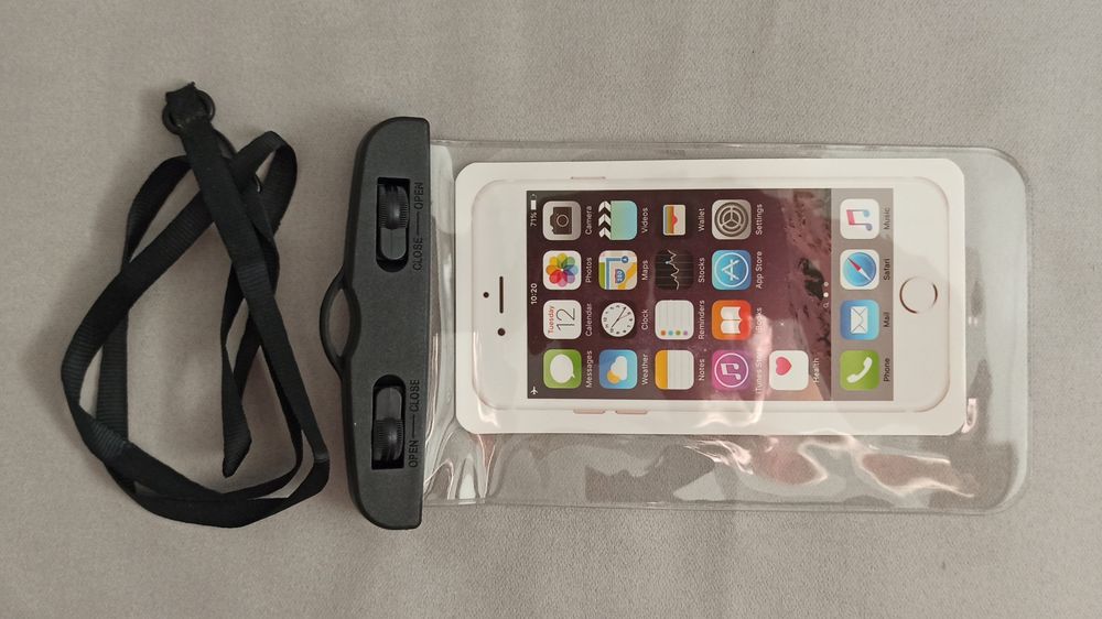 Wodoodporne etui na telefon
