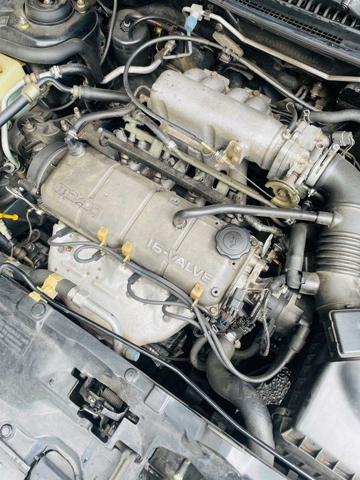 Mazda 323 Sedan 1.3 (1997) – Fiável e Económico