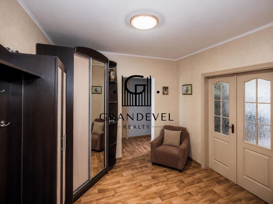 Продаж 3к квартири Максимовича 9А, Голосієвський р-н, Васильківська