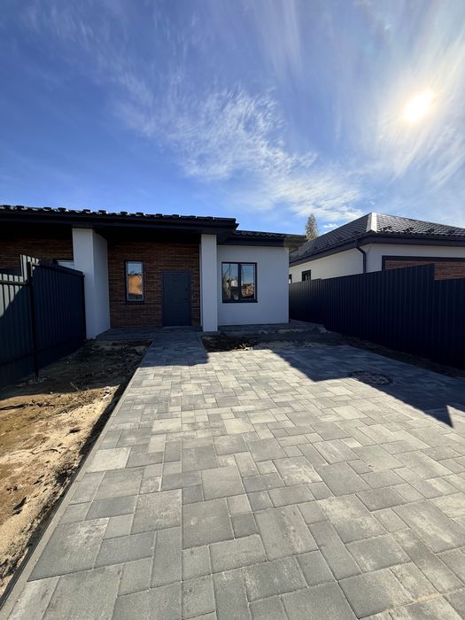 Продам Дуплекс у Затишній Локації. Державні Програми ТАК. Без %.