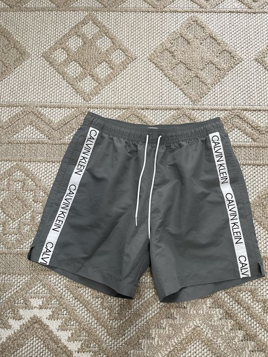 Чоловічі шорти для плавання calvin klein