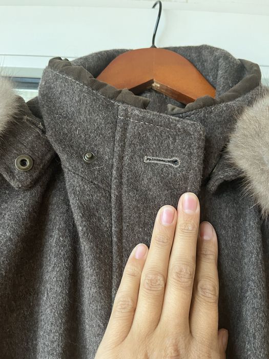 Продам парку шерстяну з натуральною норкою Blaser