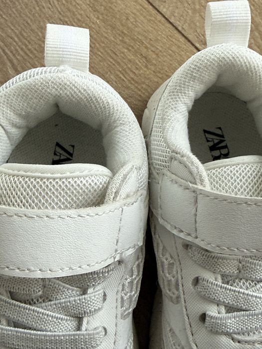 Zara barefoot 23 унісекс, стан чудовий