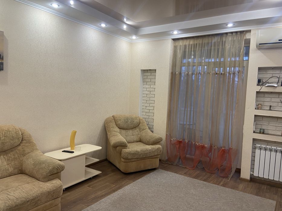 Здам 1-к студію в центрі соцміста,тепла підлога!