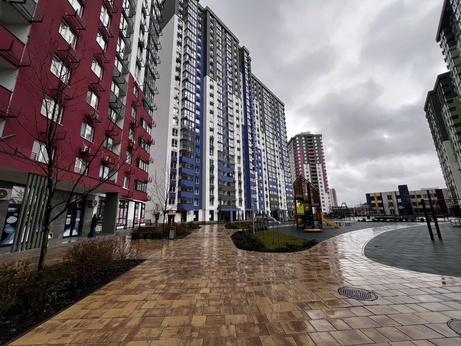 Здаємо торгове приміщення з новим ремонтом в ЖК Сирецькі Сади / 47 м²