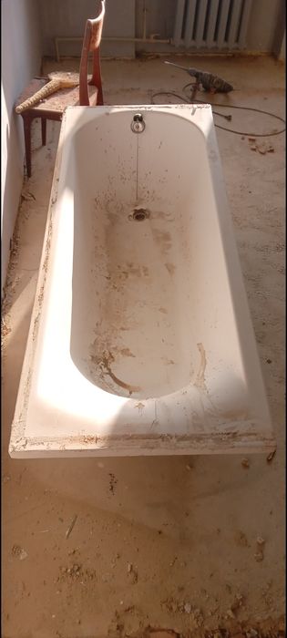 Ванна, умивальник