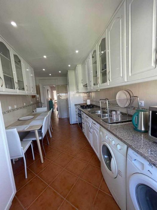 Quarto grande em Massamá