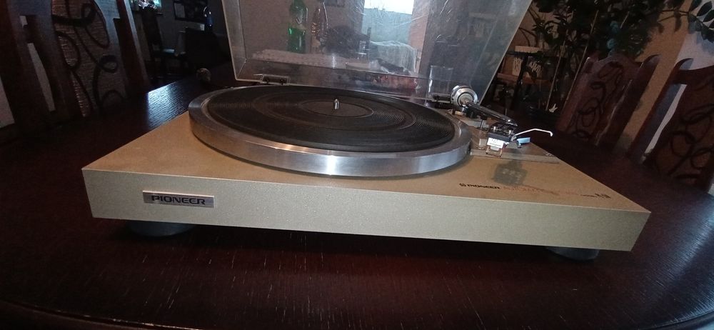 Gramofon Pioneer PL 514