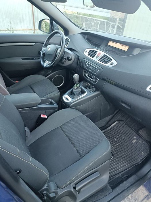 Продам Renault grand scenic