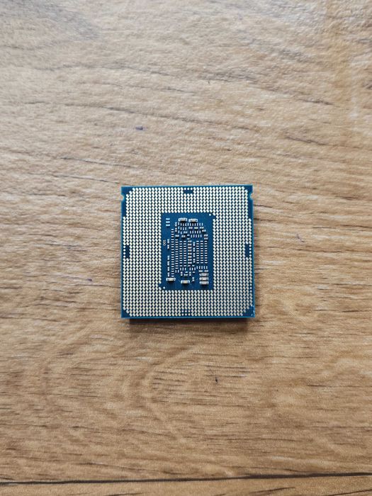 Процессор intel core i7 7700 4 ядра 8 потоков 4.2 Ггц идеал гарантия 1151 сокет 7-е поколение интел