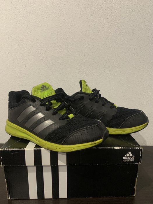 Кросовки Adidas Tibular