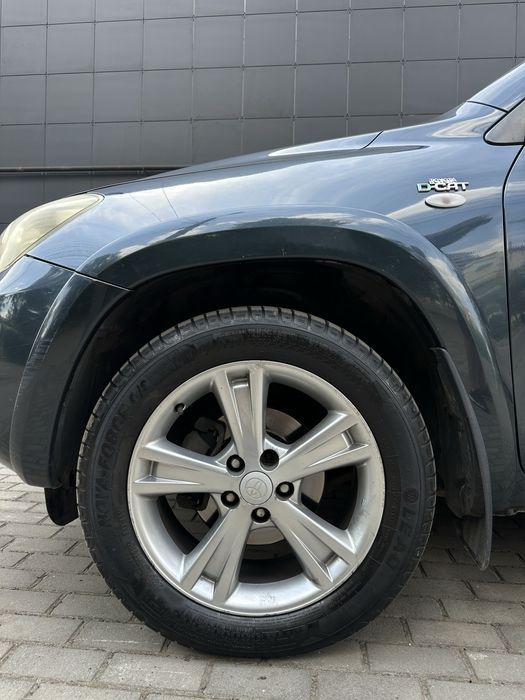 Toyota Rav 4 ,2.2 дизель/повний привід/ механіка.В доброму стан