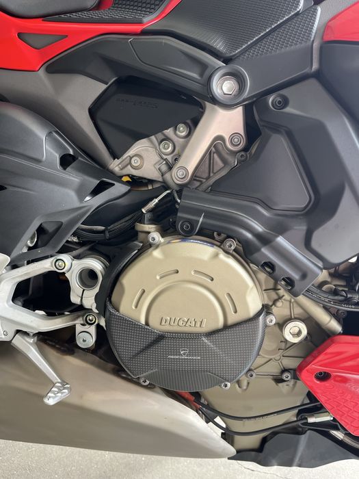 DUCATI Streetfighter V4S  2025