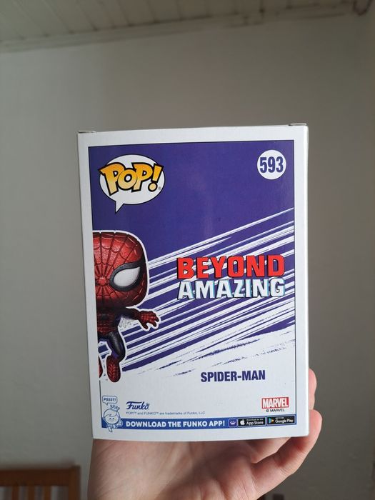 Funko pop 593 spiderman diamond collection