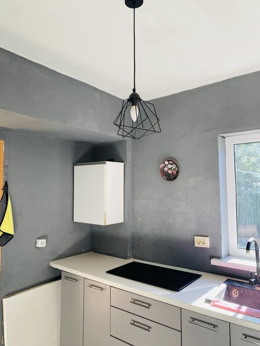 Торгуємось! частина будинку зі зручностями, є гараж