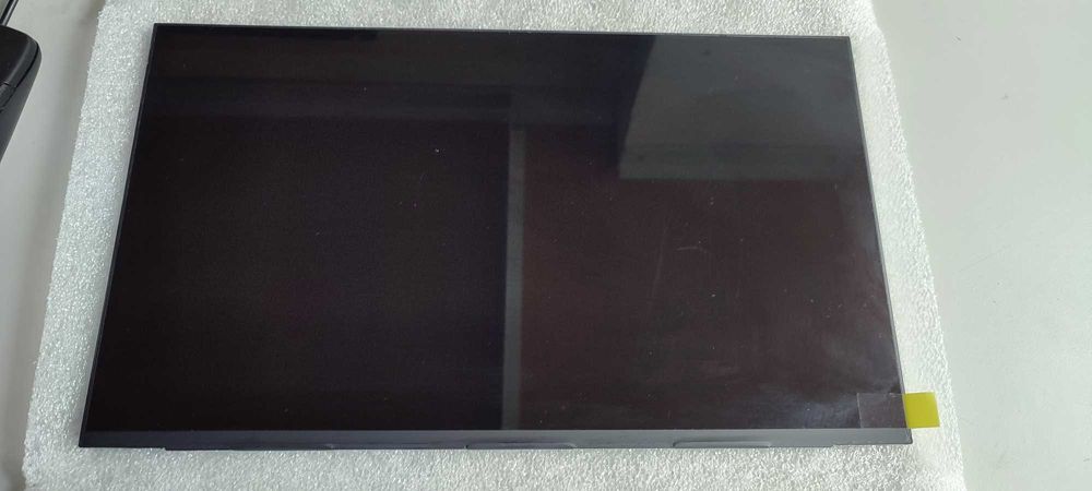 DELL LATITUDE 3520 ecrã e dobradiça