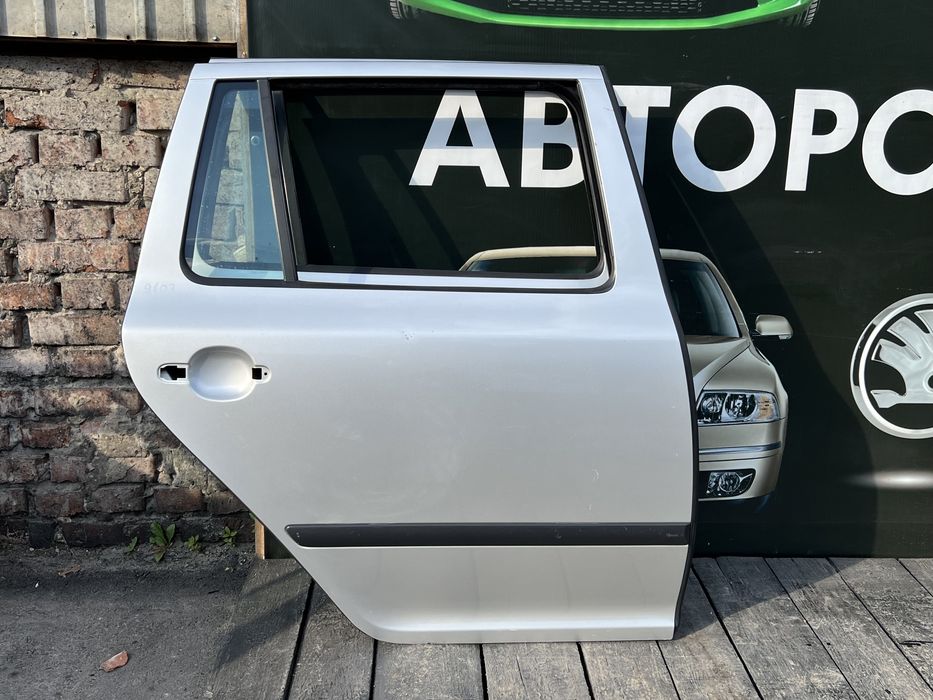 Двері Шкода Октавія А5 дверь дверька двери Skoda Octavia A5