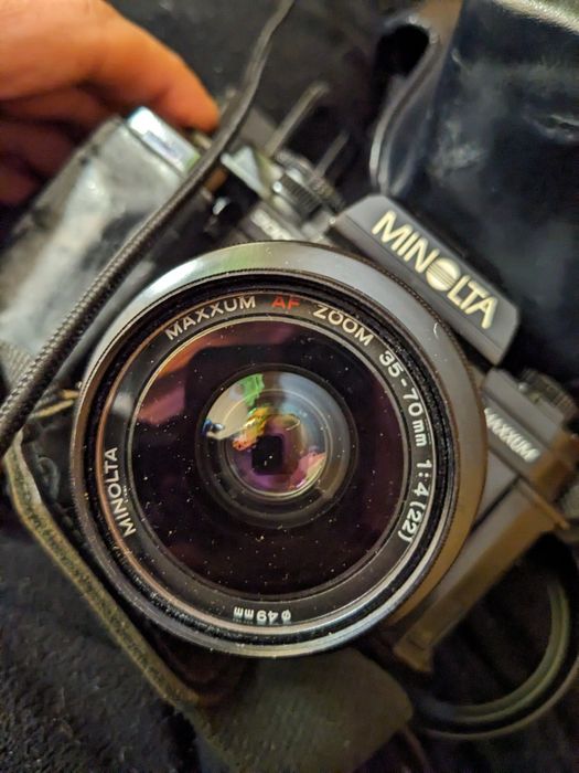 MINOLTA MAXXUM 9000 AF aparat lampa obiektyw pokrowiec motor drive bat