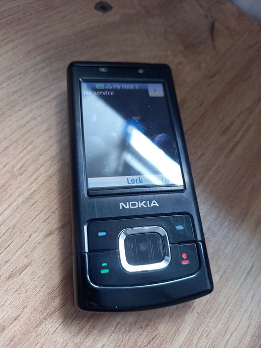 Мобільний телефон Nokia 6500 Slide.