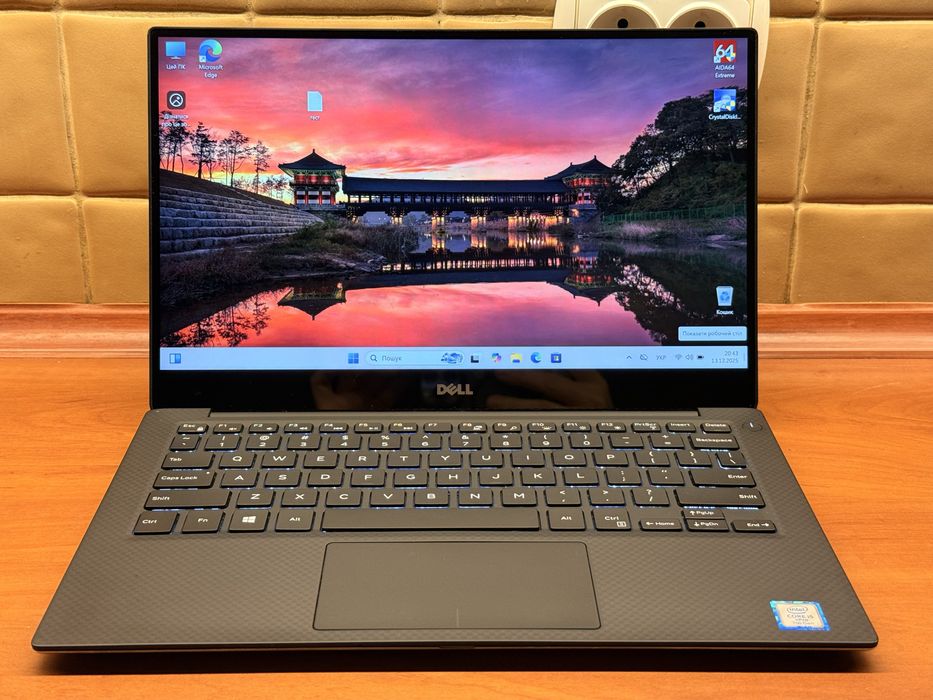 Dell XPS 13 9360, FHD IPS Touch, i5-7200U, 8 RAM, 256 m.2