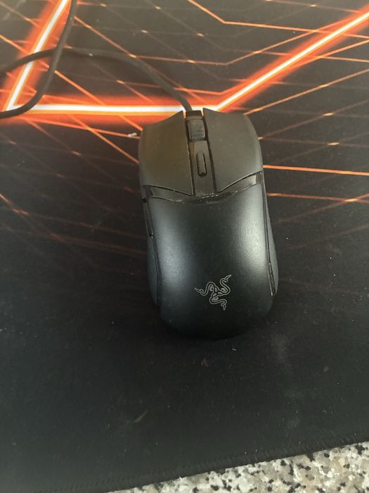 Mouser gamer raser cobra , teclado mecanico , mouse pad , para desocupar