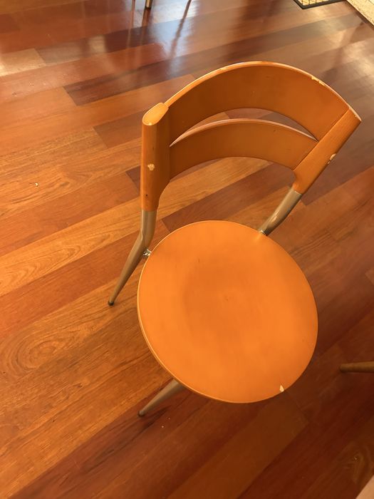 Mesa cozinha e cadeiras