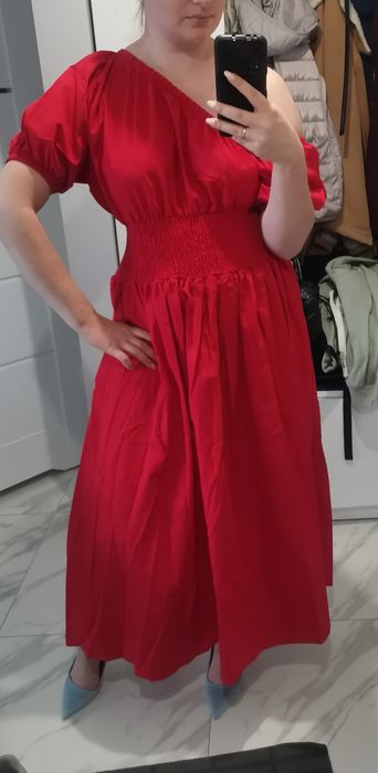 Czerwona sukienka hiszpanka