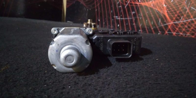Motor Do Elevador Porta F.E Opel Astra H (A04)