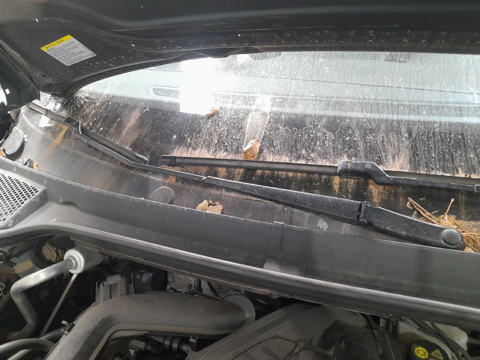 Haste / braço de escova limpa vidros frente direita SEAT Arona (KJ7)