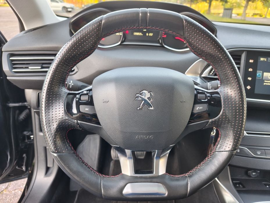 Peugeot 308 SW 1.6 BlueHDi 120cv — Histórico Completo • Teto Panorâmico • Câmara • Pronto a Usar
