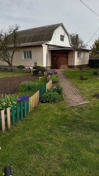 Дом на продажу/Дім на продаж