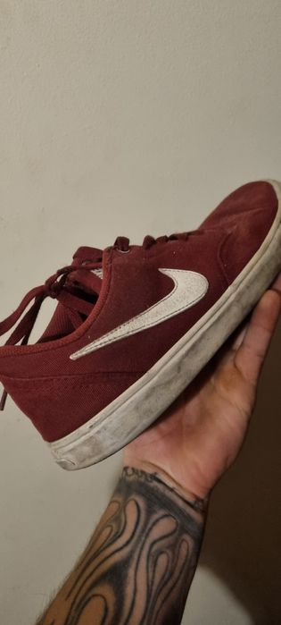 Sapatilhas Nike usadas