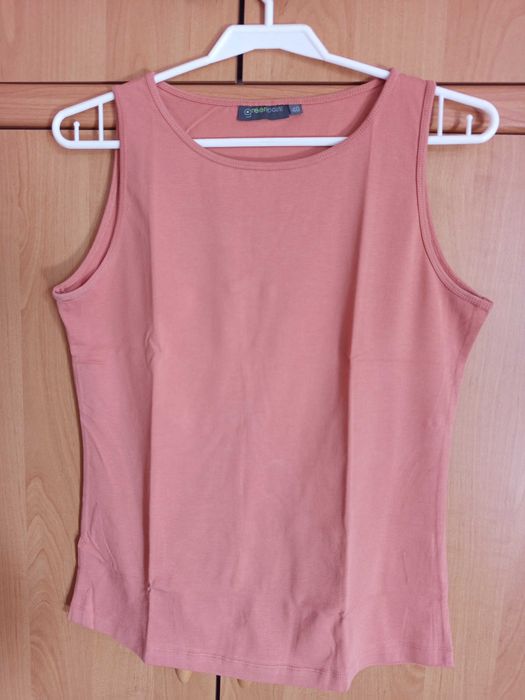 Koszulka damska bez rękawa 40