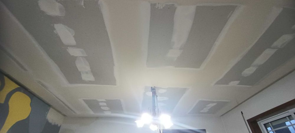 Pladur Irmão à Obra Lda