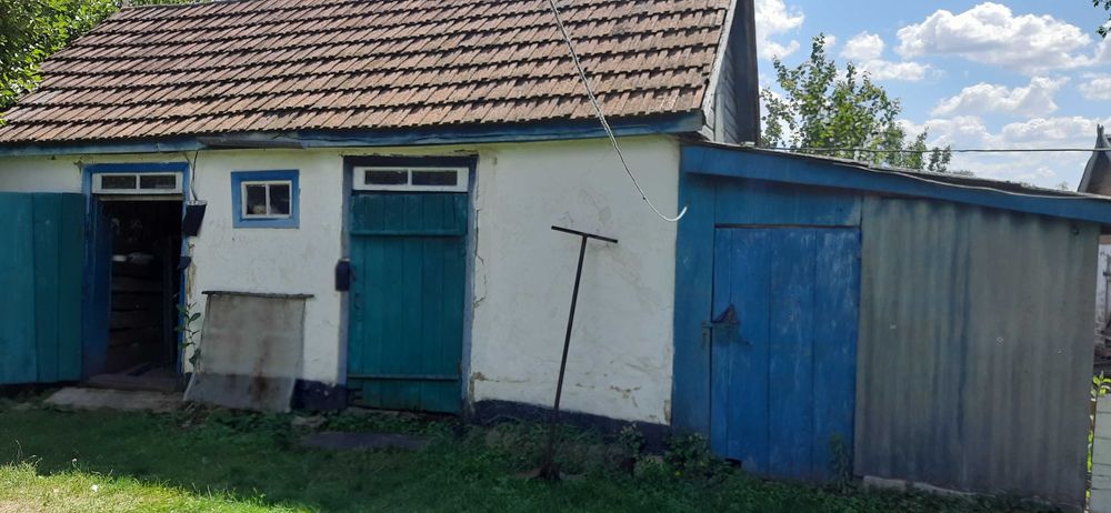 Будинок гарне розташування с.Красна Лука